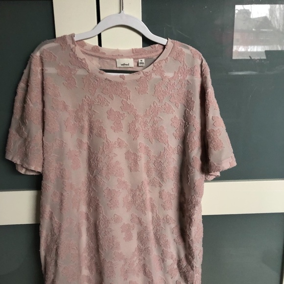 🦁Aritzia- Wilfred Tarascon Pink tee - Picture 4 of 5
